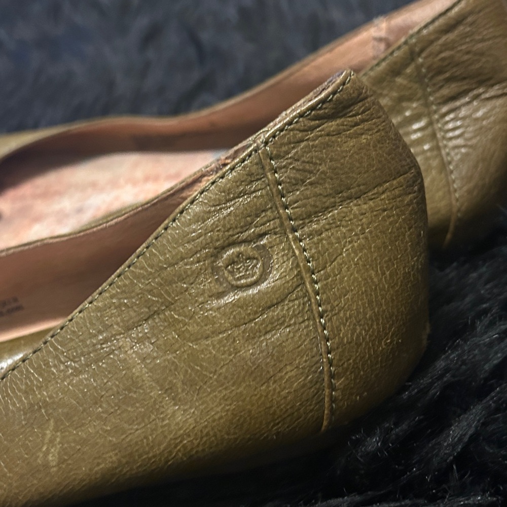 BORN Women's Adelisa Flower Green Full-Grain Leather Flats Sz 11 - Picture 4 of 15